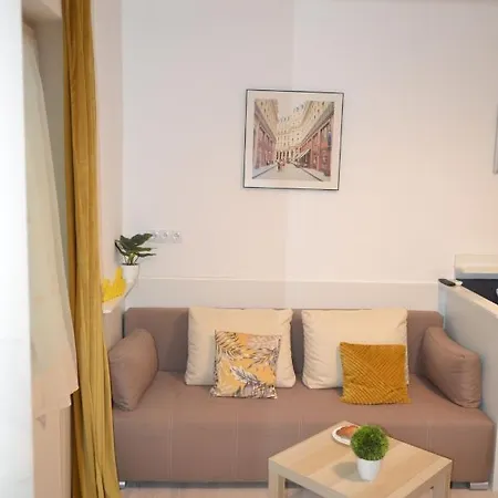 Arapartman Apartamento Zamárdi