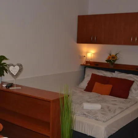 Arapartman * Zamárdi